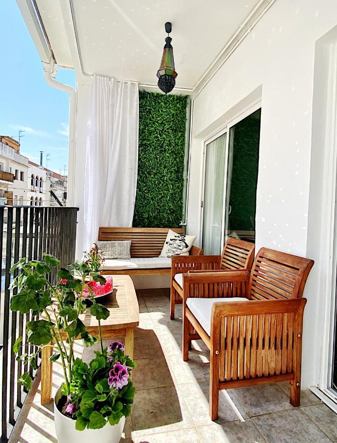 Abbott Apartment - 1 Min From The Beach - 100M2 - Sleeps 8 Sitges Exterior foto
